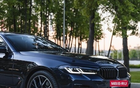 BMW 5 серия, 2020 год, 4 300 000 рублей, 2 фотография