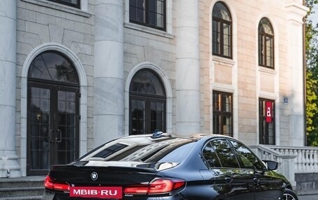 BMW 5 серия, 2020 год, 4 300 000 рублей, 4 фотография