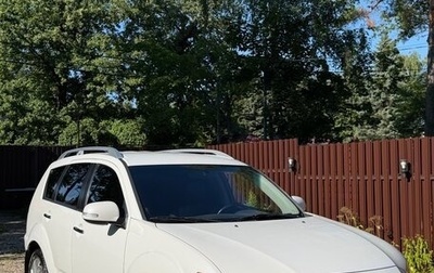 Mitsubishi Outlander III рестайлинг 3, 2010 год, 1 300 000 рублей, 1 фотография