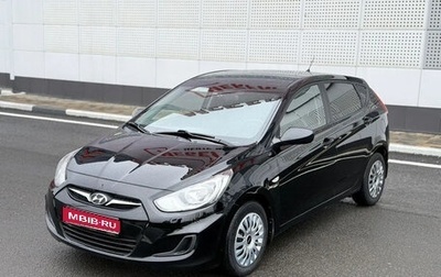 Hyundai Solaris II рестайлинг, 2013 год, 720 000 рублей, 1 фотография