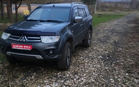 Mitsubishi Pajero Sport II рестайлинг, 2013 год, 1 250 000 рублей, 1 фотография