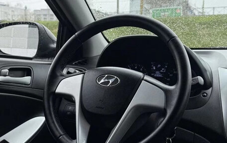 Hyundai Solaris II рестайлинг, 2013 год, 720 000 рублей, 9 фотография