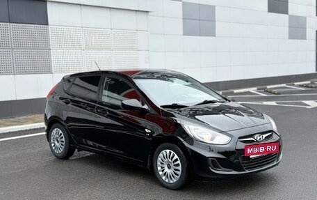 Hyundai Solaris II рестайлинг, 2013 год, 720 000 рублей, 3 фотография