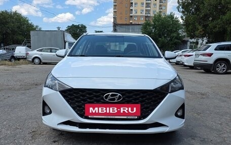 Hyundai Solaris II рестайлинг, 2021 год, 1 295 000 рублей, 3 фотография