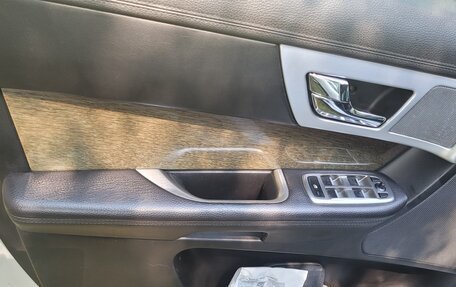 Jaguar XF I рестайлинг, 2013 год, 1 280 000 рублей, 6 фотография