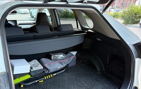 Toyota RAV4, 2020 год, 3 130 000 рублей, 21 фотография