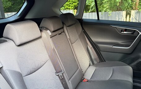 Toyota RAV4, 2020 год, 3 130 000 рублей, 19 фотография