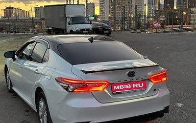 Toyota Camry, 2021 год, 2 200 000 рублей, 1 фотография