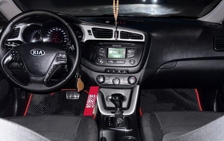 KIA cee'd III, 2014 год, 900 000 рублей, 14 фотография