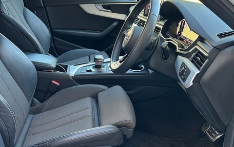 Audi A4, 2018 год, 2 380 000 рублей, 12 фотография