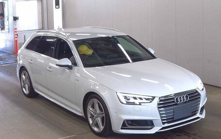 Audi A4, 2018 год, 2 380 000 рублей, 29 фотография