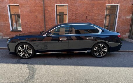 BMW 7 серия, 2022 год, 13 450 000 рублей, 5 фотография