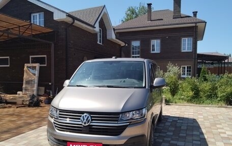 Volkswagen Caravelle T6 рестайлинг, 2022 год, 4 400 000 рублей, 3 фотография