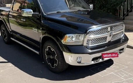 Dodge RAM IV, 2013 год, 3 400 000 рублей, 2 фотография