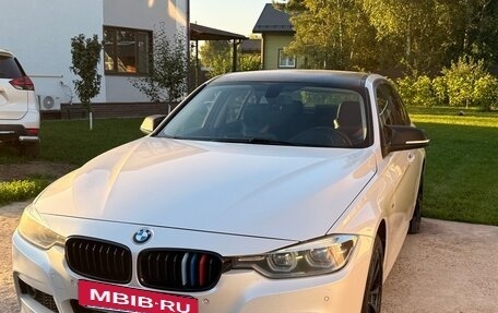 BMW 3 серия, 2016 год, 2 250 000 рублей, 2 фотография