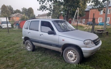 Chevrolet Niva I рестайлинг, 2005 год, 200 000 рублей, 2 фотография