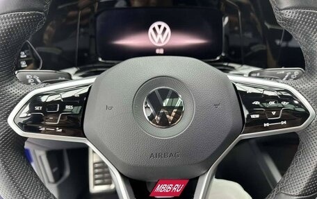 Volkswagen Golf VIII, 2022 год, 1 999 999 рублей, 6 фотография