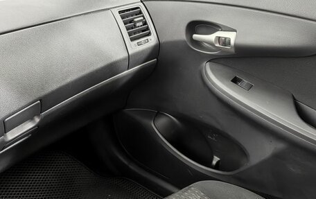 Toyota Corolla, 2011 год, 999 000 рублей, 13 фотография