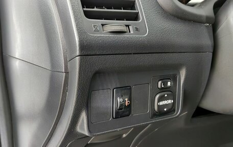Toyota Corolla, 2011 год, 999 000 рублей, 17 фотография