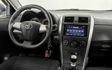 Toyota Corolla, 2011 год, 999 000 рублей, 10 фотография