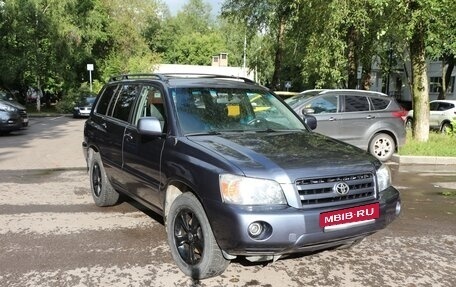 Toyota Highlander III, 2005 год, 1 250 000 рублей, 2 фотография