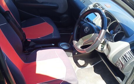 Honda Fit III, 2005 год, 400 000 рублей, 9 фотография