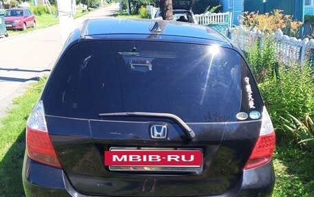 Honda Fit III, 2005 год, 400 000 рублей, 2 фотография