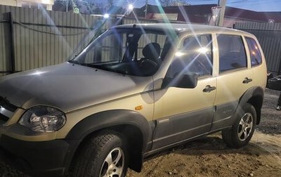 Chevrolet Niva I рестайлинг, 2010 год, 320 000 рублей, 1 фотография