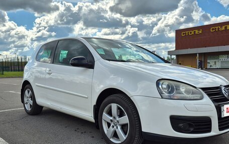 Volkswagen Golf V, 2008 год, 800 000 рублей, 3 фотография