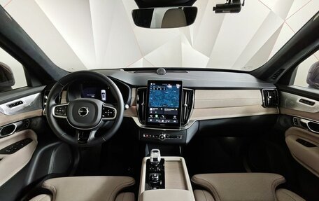 Volvo XC90 II рестайлинг, 2025 год, 8 493 000 рублей, 14 фотография