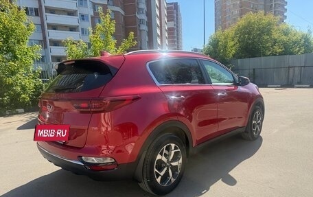 KIA Sportage IV рестайлинг, 2020 год, 2 350 000 рублей, 3 фотография
