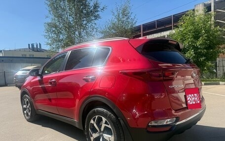 KIA Sportage IV рестайлинг, 2020 год, 2 350 000 рублей, 5 фотография