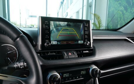 Toyota RAV4, 2021 год, 3 280 000 рублей, 22 фотография