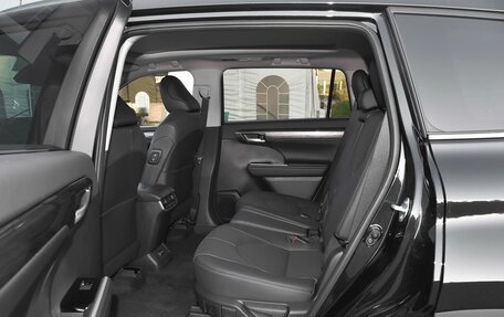 Toyota Highlander, 2026 год, 6 580 000 рублей, 19 фотография