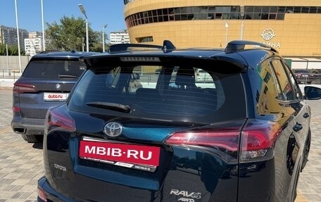 Toyota RAV4, 2018 год, 3 300 000 рублей, 5 фотография
