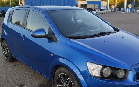 Chevrolet Aveo III, 2012 год, 700 000 рублей, 3 фотография
