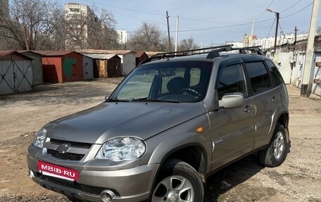 Chevrolet Niva I рестайлинг, 2010 год, 450 000 рублей, 3 фотография