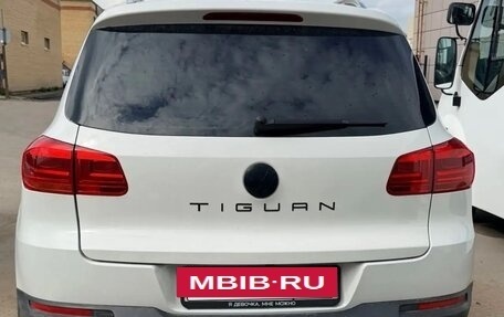 Volkswagen Tiguan I, 2011 год, 1 400 000 рублей, 2 фотография