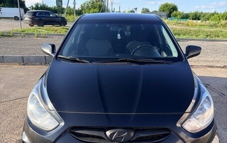 Hyundai Solaris II рестайлинг, 2014 год, 900 000 рублей, 19 фотография