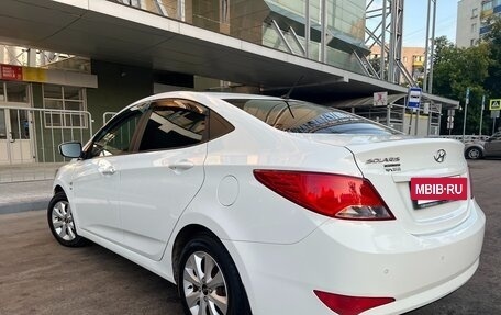 Hyundai Solaris II рестайлинг, 2016 год, 1 450 000 рублей, 6 фотография