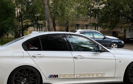 BMW 3 серия, 2012 год, 2 200 000 рублей, 2 фотография