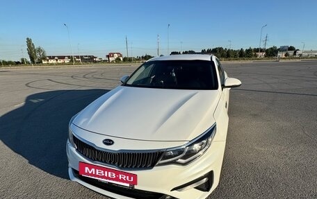 KIA Optima IV, 2019 год, 1 720 000 рублей, 2 фотография