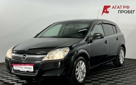 Opel Astra J, 2014 год, 625 000 рублей, 2 фотография