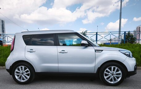 KIA Soul II рестайлинг, 2018 год, 1 650 000 рублей, 10 фотография
