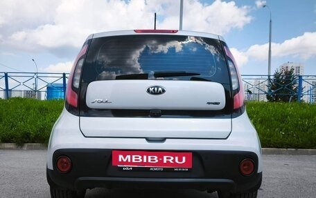KIA Soul II рестайлинг, 2018 год, 1 650 000 рублей, 7 фотография