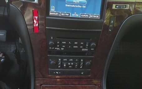 Cadillac Escalade III, 2011 год, 1 870 000 рублей, 33 фотография