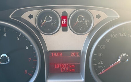 Ford Focus II рестайлинг, 2010 год, 970 000 рублей, 14 фотография