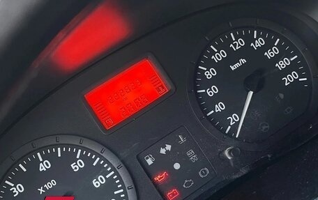 Renault Logan I, 2006 год, 390 000 рублей, 10 фотография