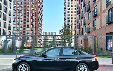 BMW 3 серия, 2016 год, 1 820 000 рублей, 4 фотография