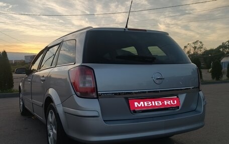 Opel Astra H, 2007 год, 520 000 рублей, 4 фотография